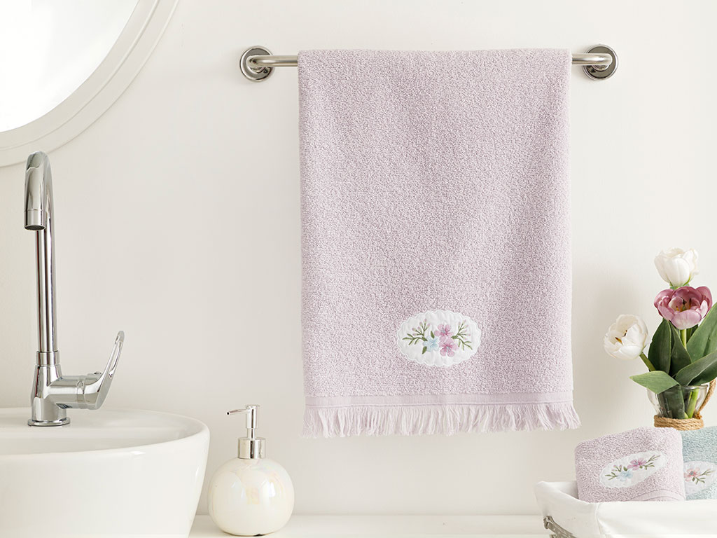 Fancy Flowers Face Towel TIMELESS ROMANCE