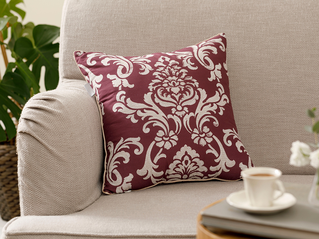 Royal cover throw pillows TIMELESS ROMANCE