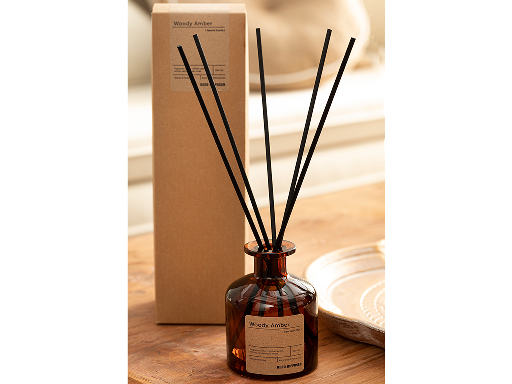 Woody Amber Reed Diffuser Natural