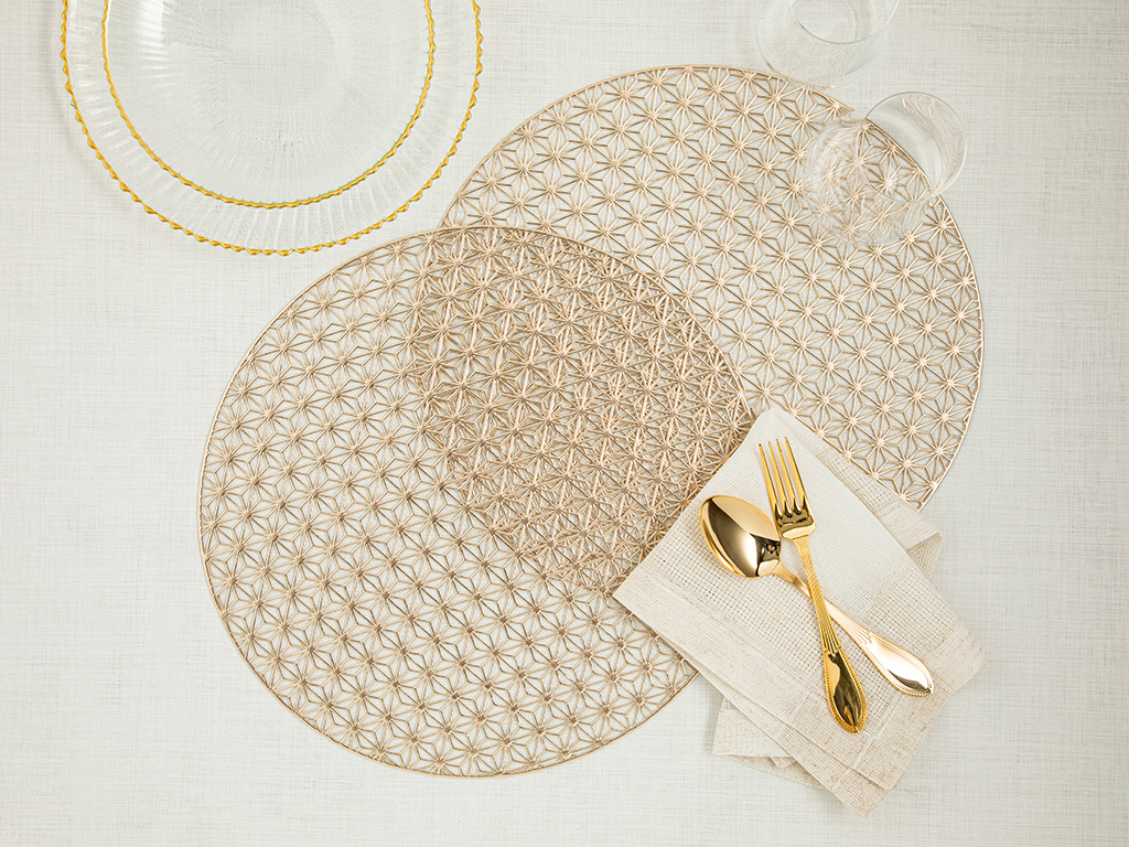 Loya Place Mat Luxury Collection