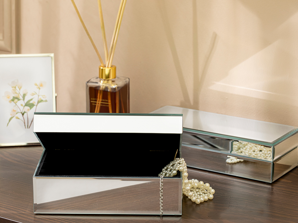 Kate Decorative Box Luxury Collection