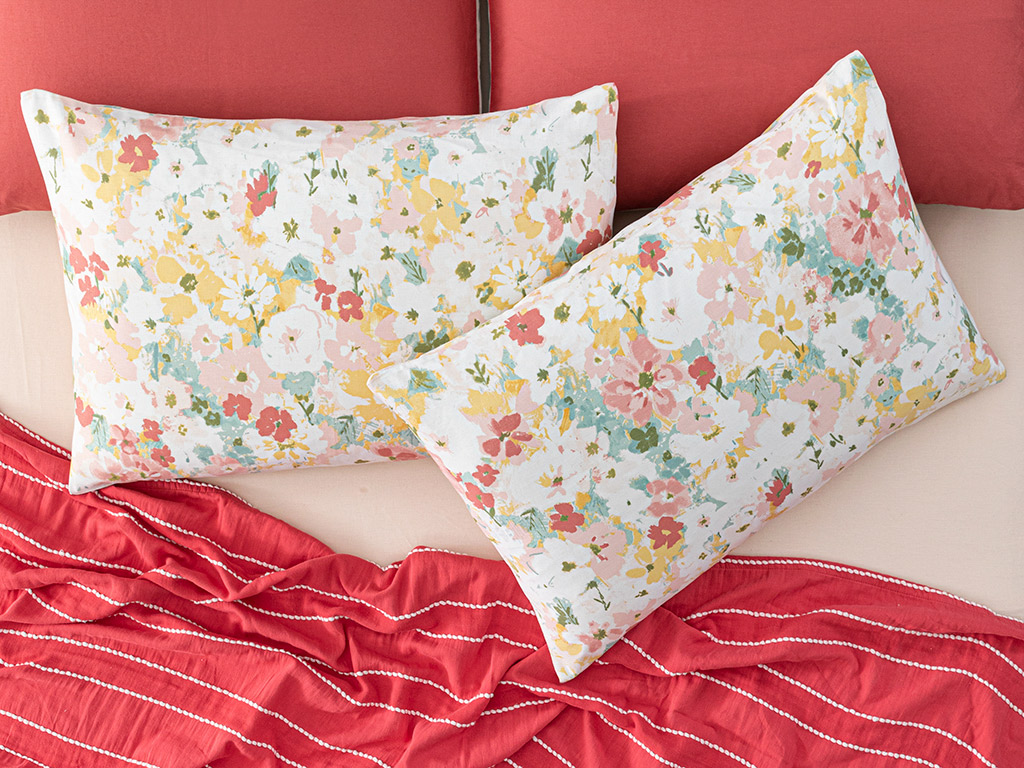 Floral Pureness Pillowcase Flowertopia