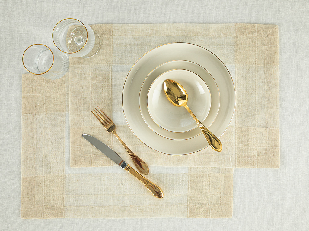 Luxe Linen Look Place Mat Luxury Collection