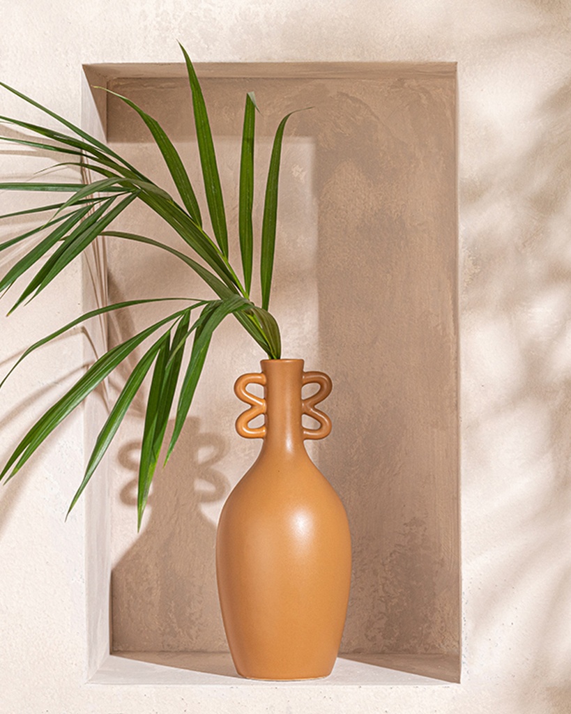 Rina Vase Exotic Wandering