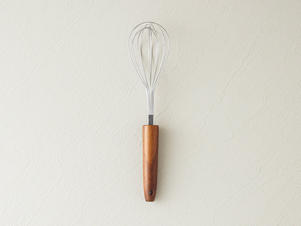 Woody Beater Kitchen Tool Timeless