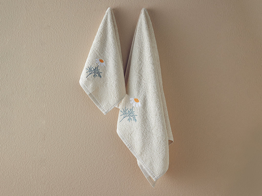 Daisy Garden Face Towel Set Timeless