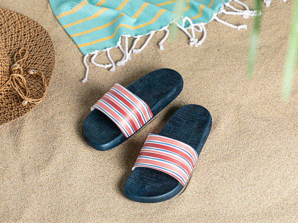 Modern Lines Beach Slippers Coastal Dream