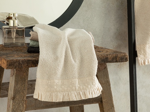 [10039034001] Emily Hand Towel Timeless