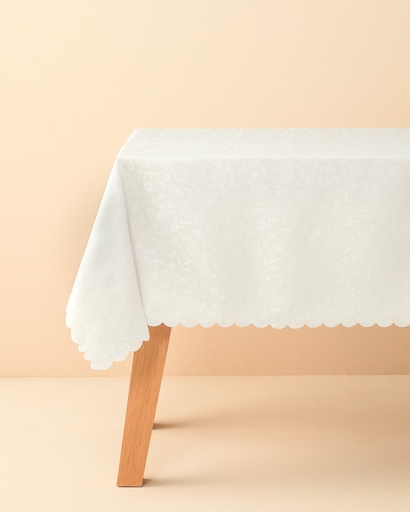 [10040767001] Ollie Table Cloth Timeless