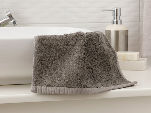 Leafy Hand Towel Timeless